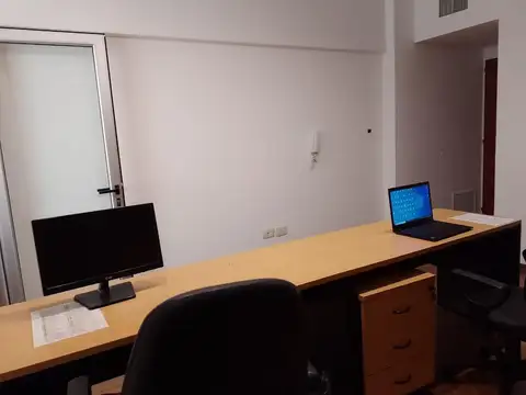 Oficina en Venta con 1 cochera
