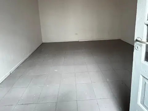 Depto Tipo Casa en Alquiler de 2 ambientes