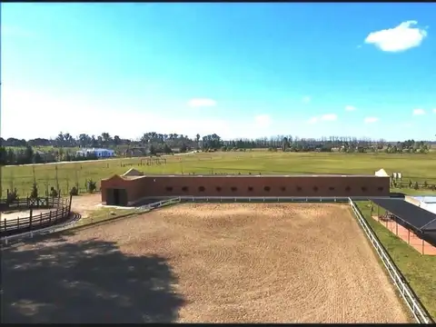 Mmc. Venta De Lote En Haras El Malacate