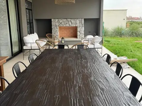 Casa en Alquiler Temporal al Noroeste