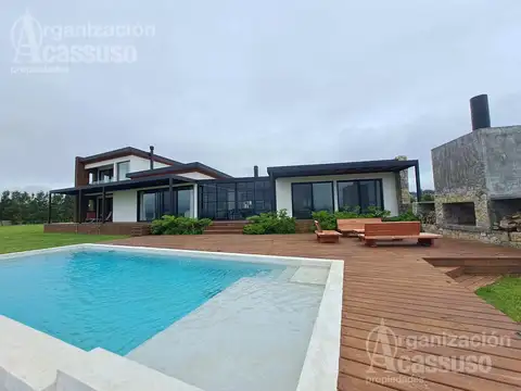 Casa en Venta en Punta Ballena, USD 1.900.000