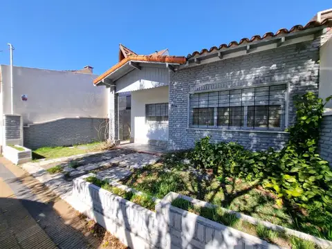 Casa 4 amb con parque y quincho