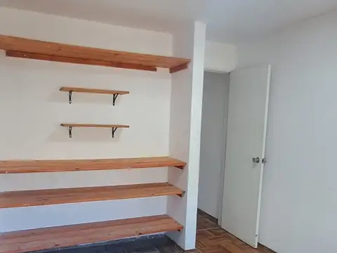 Departamento 5 ambientes con 1 baño