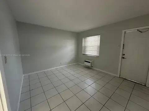 Departamento en venta - 1 Dormitorio 1 Baño - 60mts2 - Miami