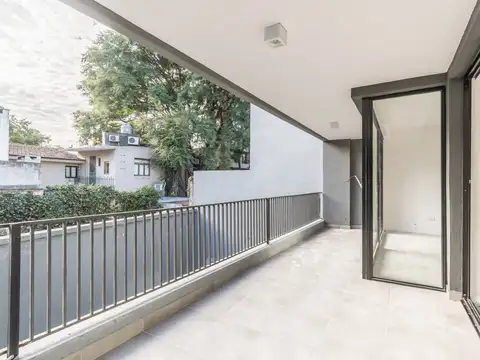 Venta Departamento Tres Amb Balcon Terraza Parrilla Coghlan Pasos de La Estacion