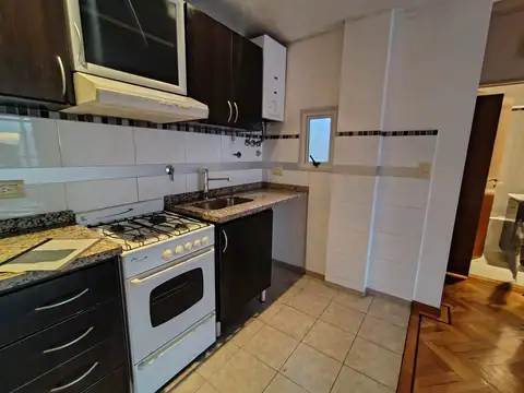 Avda. Mosconi 2200, Piso 5