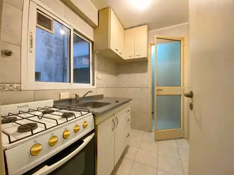 Av. Corrientes  al 5600