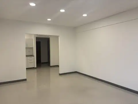 Oficina en Venta con 1 cochera