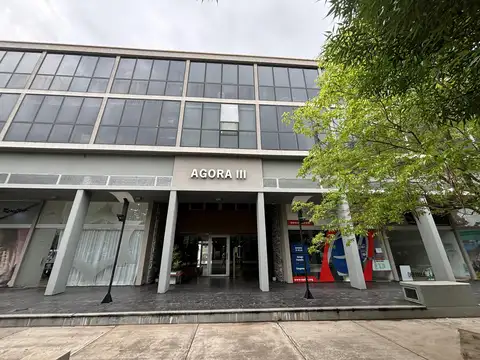 Oficina en Venta  y alquiler en Agora III, 46 Plaza, Pilar