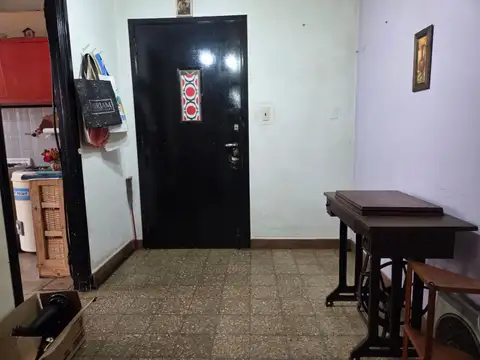 Depto Tipo Casa 2 ambientes con 1 baño