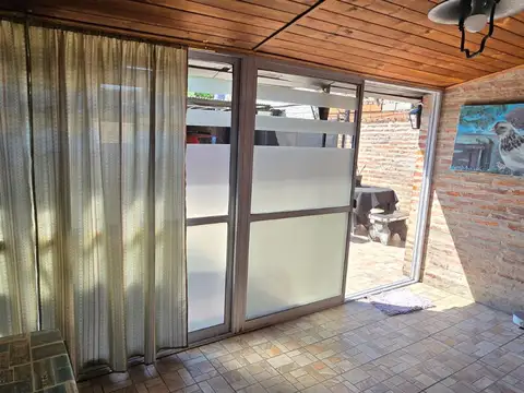 Casa en Venta en Luis Guillon, USD 65.000