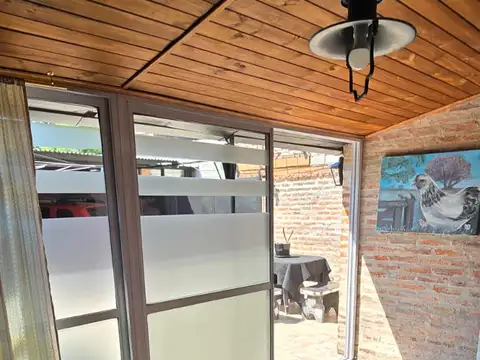 Casa en venta en Luis Guillon