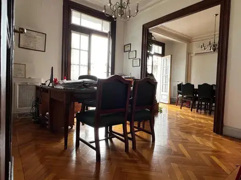 Departamento 5 ambientes con 2 baños