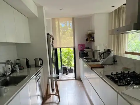 Departamento en Alquiler con 2 cocheras