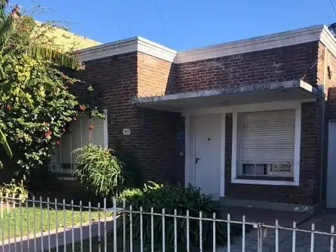 Casa  en Venta ubicado en Quilmes Oeste, Quilmes, G.B.A. Zona Sur - SVN0341_LP584128_1