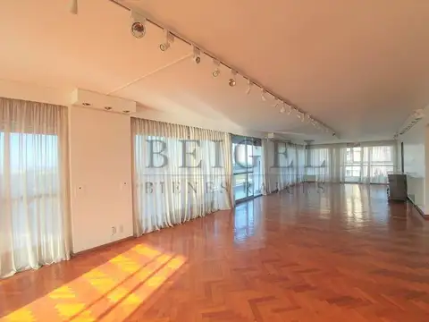 Departamento en Venta de 4 dormitorios