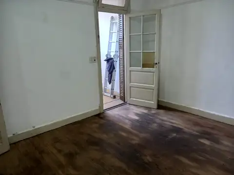 Depto Tipo Casa en Alquiler 80 años
