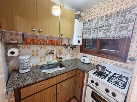 Depto Tipo Casa 3 ambientes con 1 baño