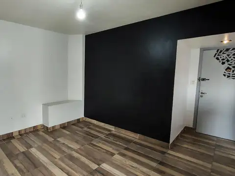 DEPARTAMENTO 2 AMBIENTES LATERAL