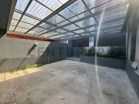 18 y 493 bis 3800, Piso 0