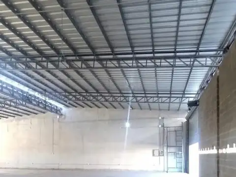 LOCALES COMERCIALES EN VENTA SOBRE AV. 147 A MTS DE RUTA 12