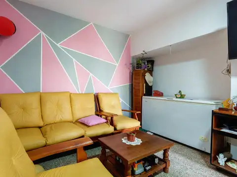 Depto Tipo Casa en Venta de 3 ambientes
