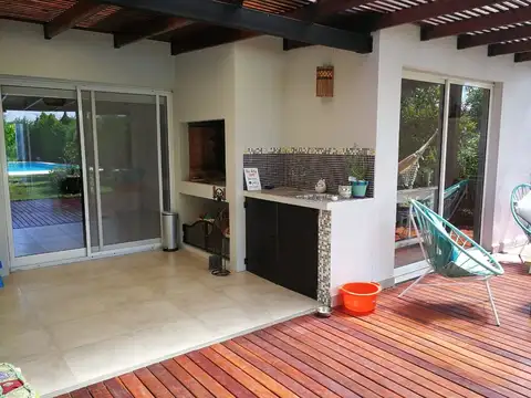 Casa en Alquiler en Santa Teresa, USD 2.200