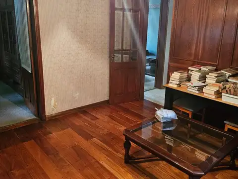 VENTA CASA ING 4 AMB QUIN JAR-ADROGUE PLAZA BROWN