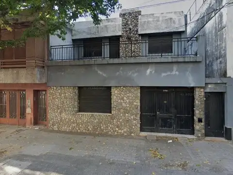 Montevideo al 2700