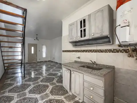Depto Tipo Casa en Venta 16 años