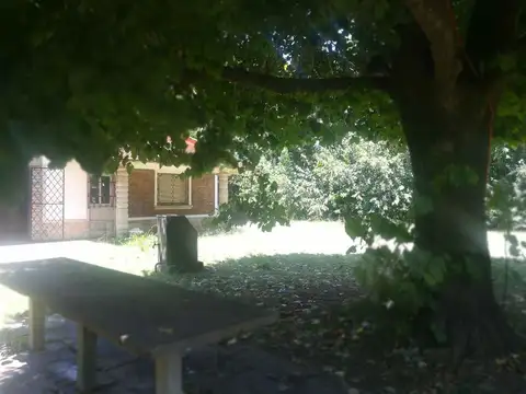 CASA 5 AMB EN VENTA C/PARQUE BOSQUES. IDEAL QUINTA