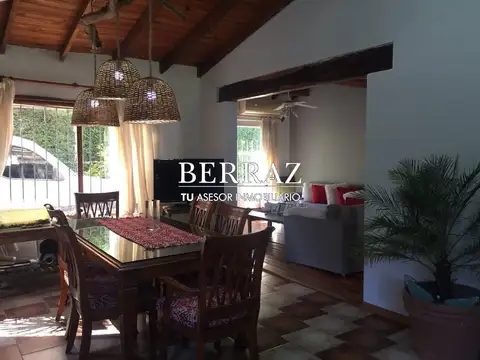 Casa venta 4 ambientes en De Vicenzo Grande Pilar lote de 610 m2