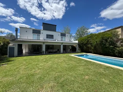 Almafuerte 1540 Francisco Alvarez Argentina 100