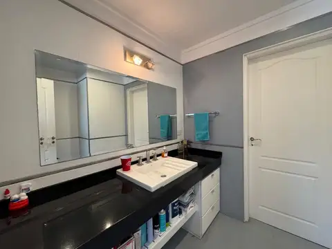 Casa en Venta en Weston, USD 430.000