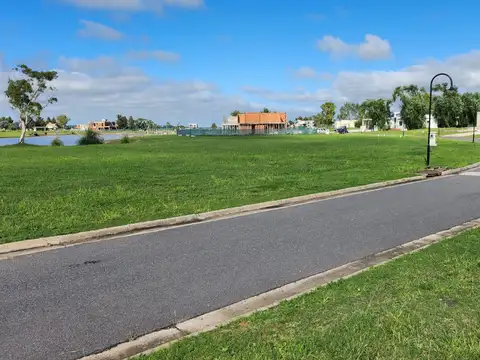 Terreno en Venta en Area 60, USD 16.000