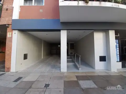 Venta de departamento 2 ambientes al frente con balcón - Saavedra