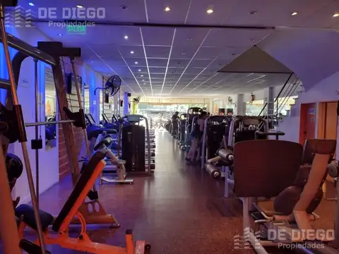 En venta Local Edificio Oficina de 4 pisos en Florida Mitre Este Vicente Lopez