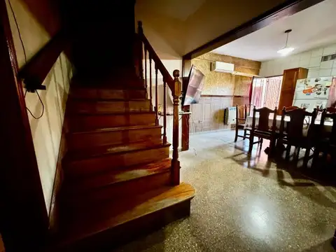 Depto Tipo Casa en Venta en Villa Dominico, USD 96.000