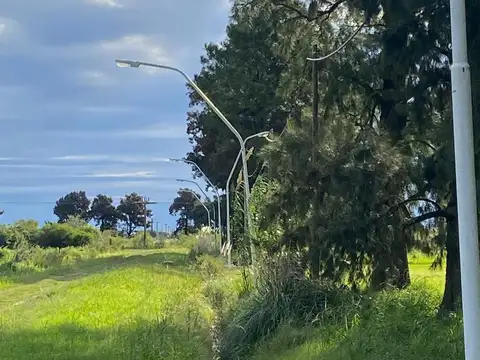 Terreno en Venta 28  mts Fondo
