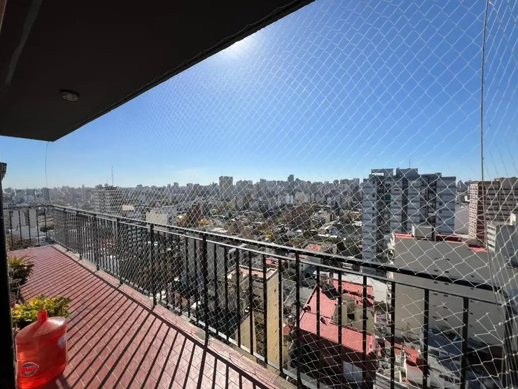 Conde 700, Piso 16