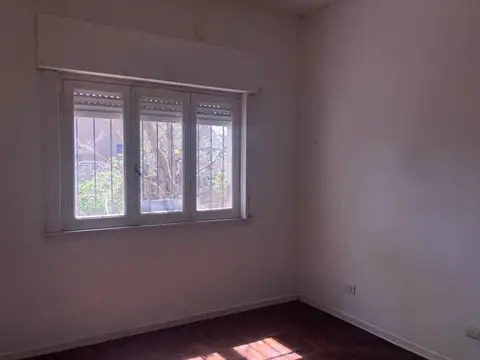 Depto Tipo Casa en Venta 35 años