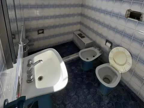 Departamento en planta alta fondo