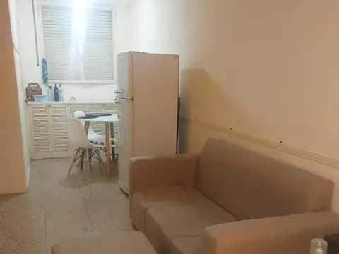 Mariscal Antonio José De Sucre e/ Avenida Cabildo y Calle Vuelta de Obligado