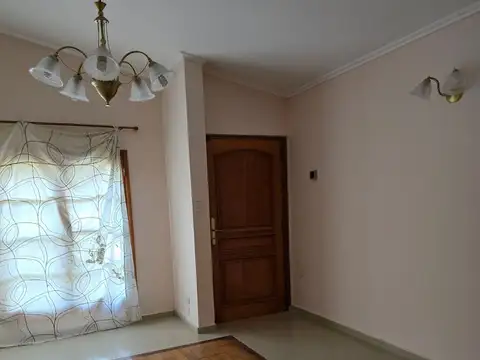 Venta Hermosa Casa 3 dorm 2 bª Lomas de San Martín