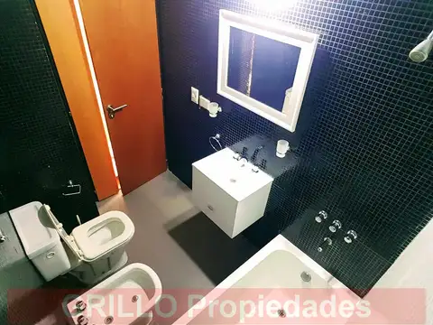 Departamento en Alquiler en Vicente Lopez Vias / Rio, $ 950.000