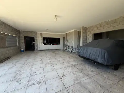 Local en Alquiler en Adrogue, USD 9.800