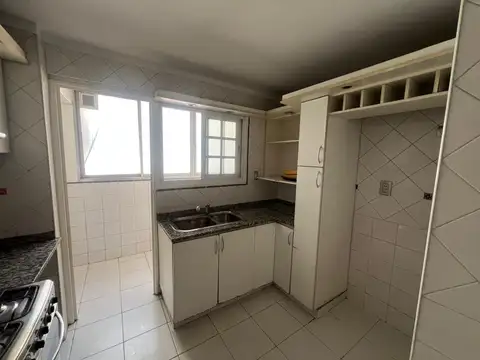 Departamento 4 ambientes con 2 baños
