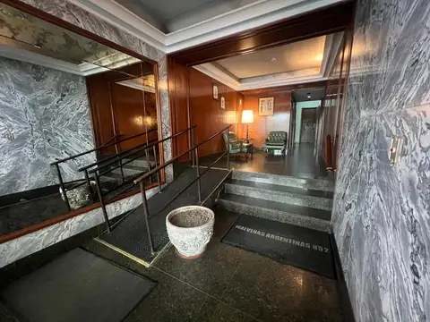 Malvinas Argentinas  al 800