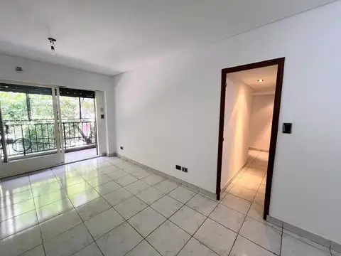 Departamento en Venta en Parque Chacabuco, USD 179.000