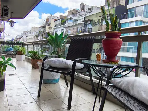 Departamento 4 ambientes con 2 baños
